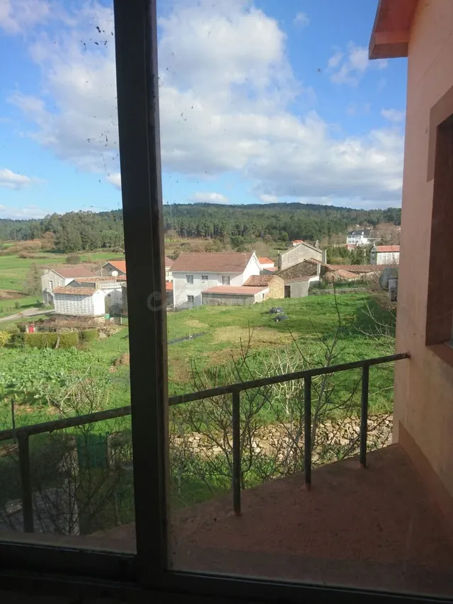 Casa para restaurar en Tella-Ponteceso - foto 5