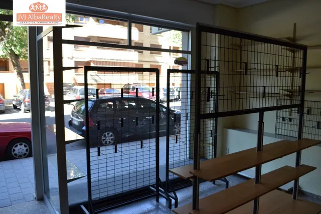 INTERESANTE LOCAL COMERCIAL EN VENTA EN ZONA estación-PARQUE LINEAL — 9