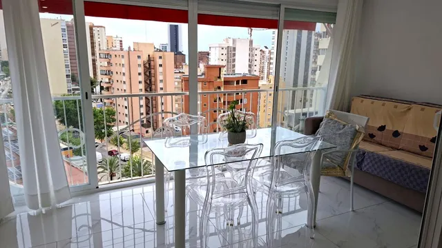 ESPECTACULAR APARTAMENTO REFORMADO — 2