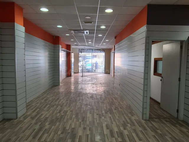 ALG792 - LOCAL COMERCIAL DE 140M2 EN LA CALLE COVADONGA DE A - foto 3