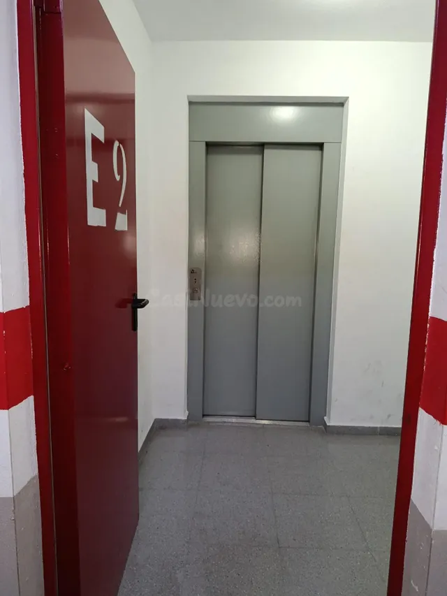 DOS PLAZAS DE GARAJE ZONA CORTE INGLES - foto 4
