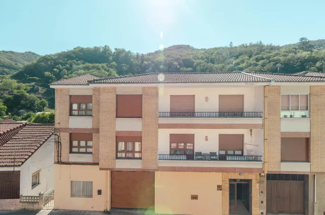 OPORTUNIDAD EN ASTURIAS — 24