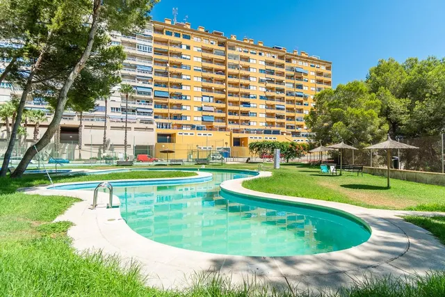 Apartamento en esquina con vistas al mar en Altos de Campoamor — 31