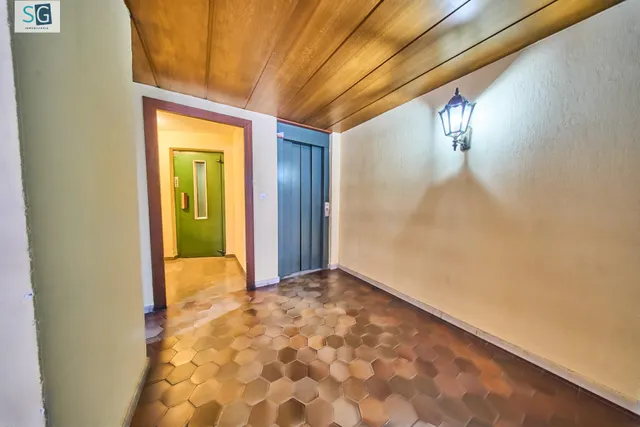Residencia exclusiva en Paseo del Salón con vistas despejadas — 40