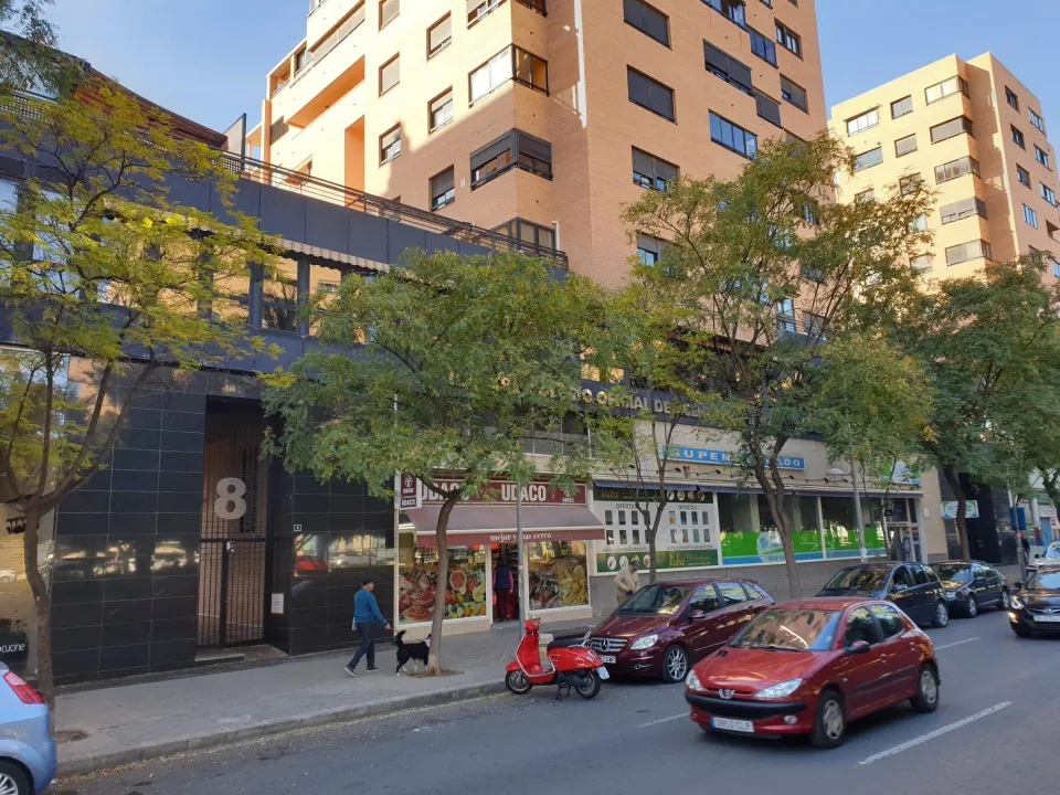 local de grandes dimensiones!