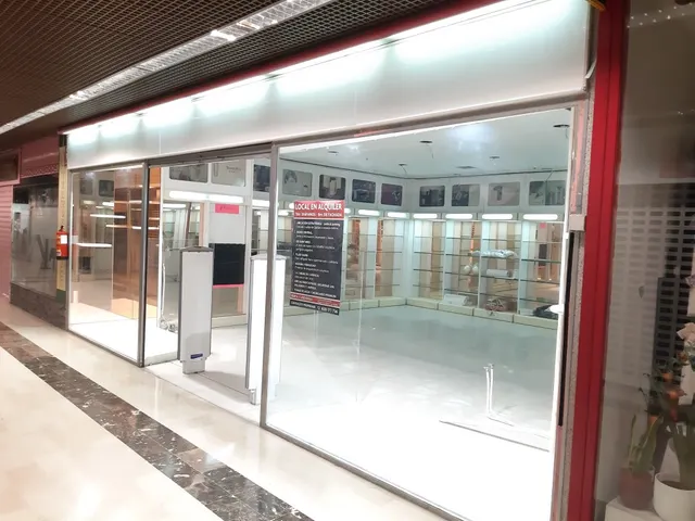 Local comercial en Alquiler en Vigo Pontevedra — 10