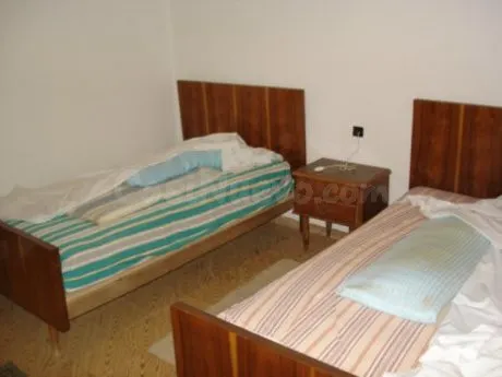 SE VENDE CASA CON GRAN PARCELA EN FRESNO DE LA VEGA. - foto 4