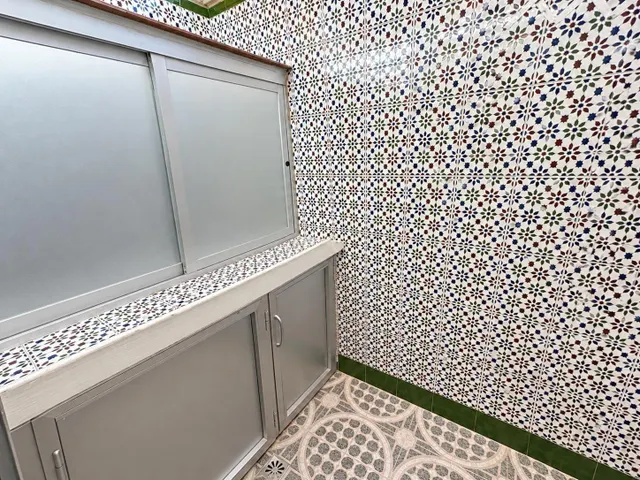 Se vende piso en planta baja, zona las canteras. — 6