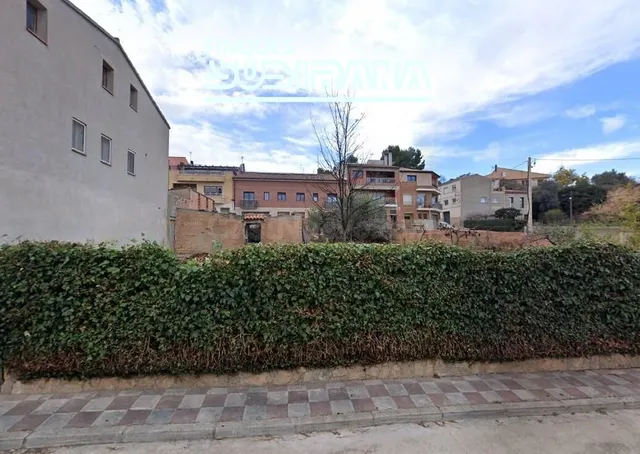 SOLAR EN VENDA A SANT MARTÍ DE TOUS - foto 5
