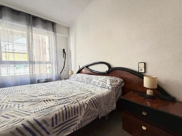 Apartamento 2 habitaciones 84m² en venta - Estacion de autobuses — 25
