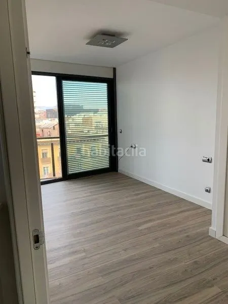 PISO CON VISTAS AL PARQUE — 19