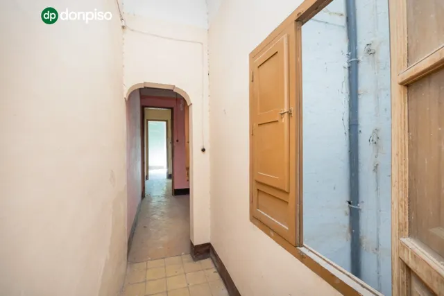 A la venta edificio en plaza bib-rambla — 39