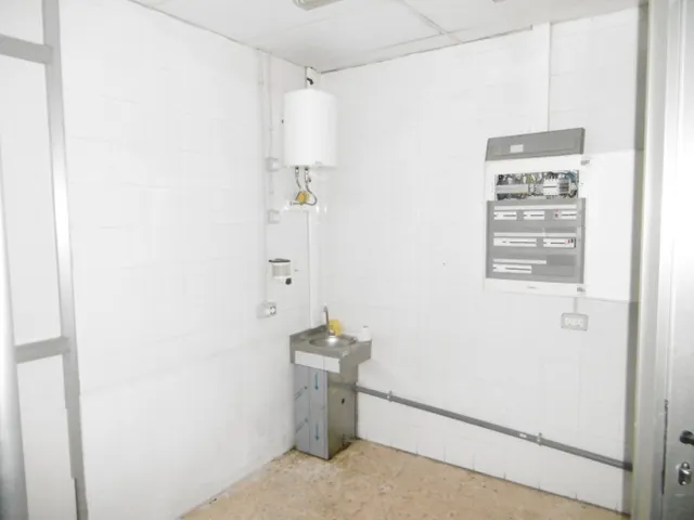 Local comercial en Roquetes de 260.68m2(antiguo supermercado DIA) — 8