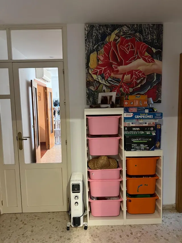 Vivienda con terraza y 4 dormitorios en Santa Clara, urbanización privada con zonas verdes. — 24