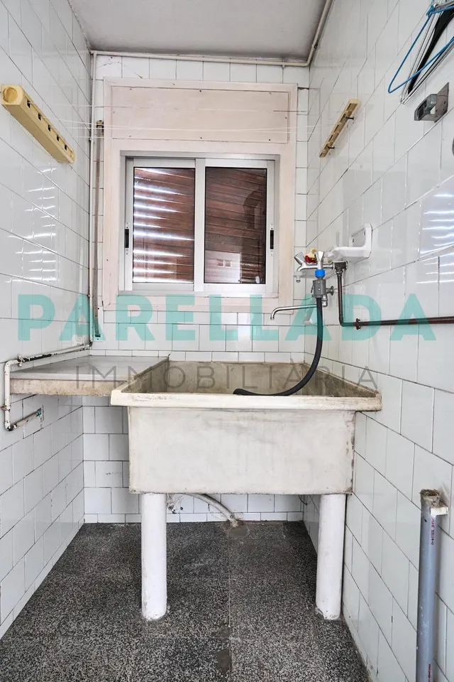 Casa típica en Badalona con patio y dos terrazas a 5 min del mar — 33