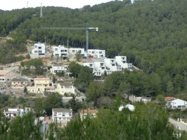 Oportunidad Solar Urbano en Urb. Mas Milà — 8