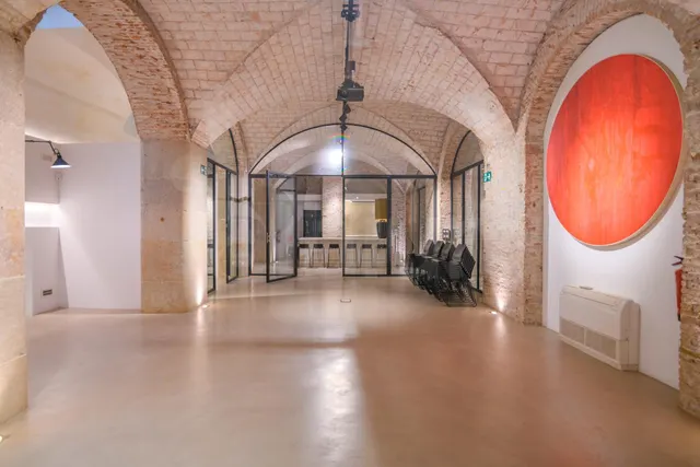 EXCLUSIVA OFICINA DE DISEÑO DE 226 M2 EN EL CORAZÓN DEL BARRIO GÒTIC — 8