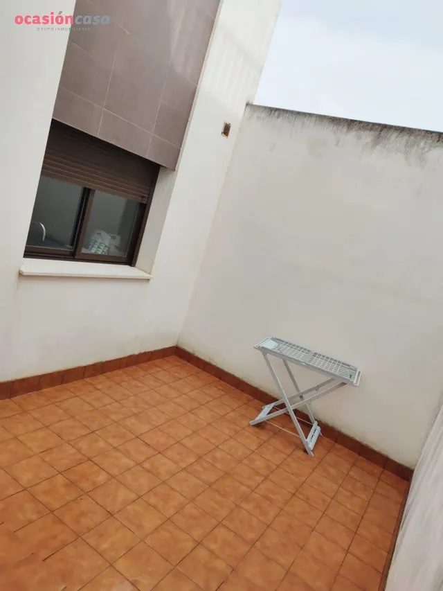 PRECIOSA CASA EN EL CARPIO!! — 36
