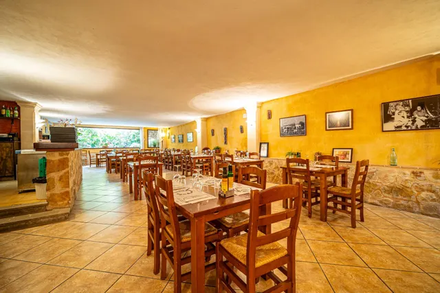 Restaurante de 541m2 en pleno funcionamiento en Maria de la Salud — 16