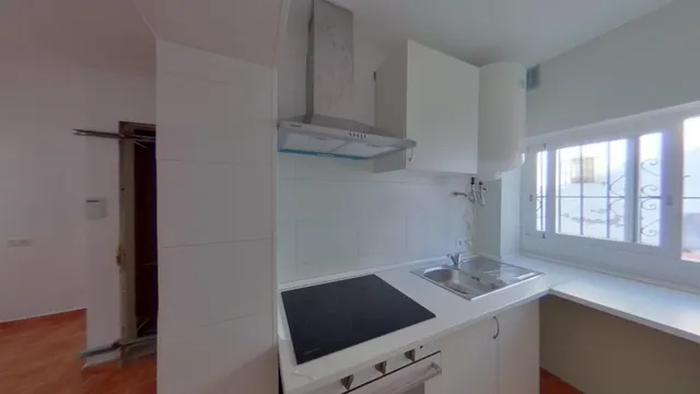 Venta de Vivienda en Marbella, Málaga. Activo Inmobiliario Sin Posesión / Alquilada / No se Puede Visitar. — 7