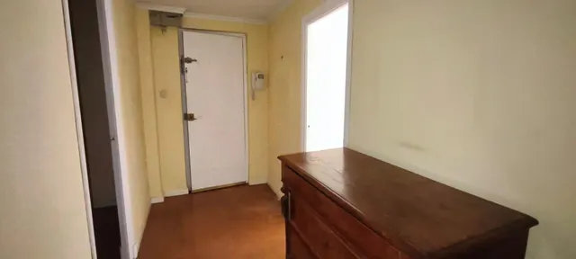 Piso en Venta en Calle Panaderos - Oportunidad de Inversión para Reformar — 7