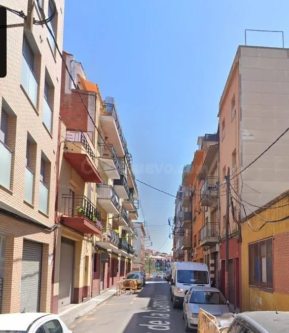 PISO EN MATARO