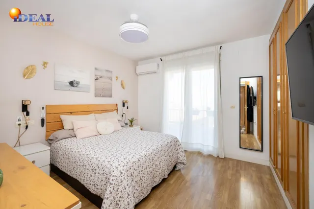 MARAVILLOSA CASA  A POCOS MINUTOS DEL CENTRO DE LA ZUBIA — 20