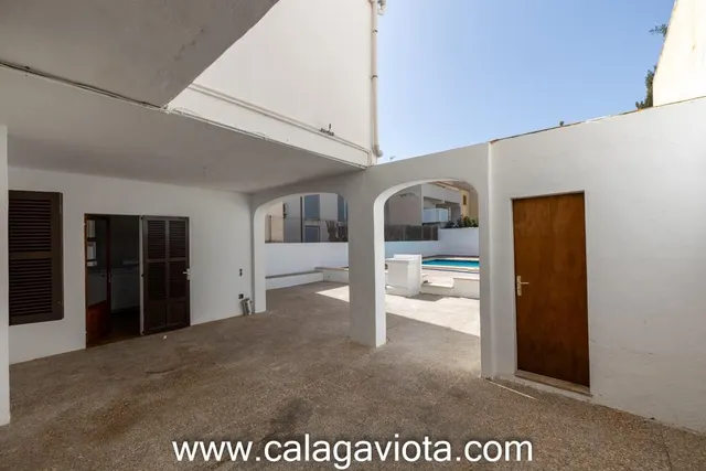 Chalet a pocos metros de Cala Galiota — 6