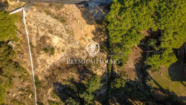 Terreno en venta en la cornisa de Argentona - foto 3