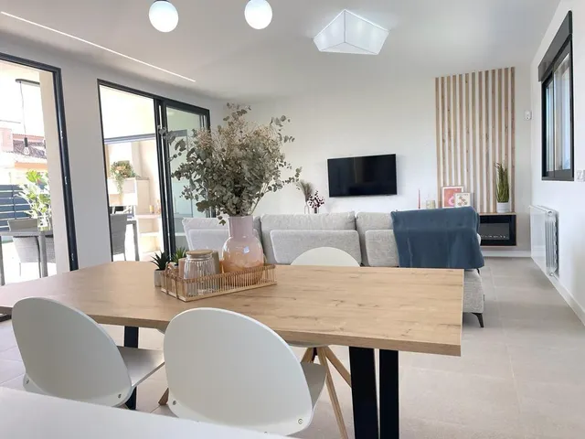 Chalet en Urbanización Los Olivos — 23