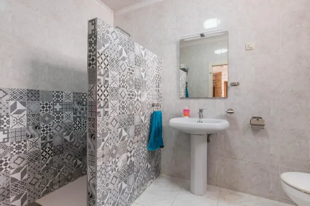 CASA EN LA ALBERCA — 37