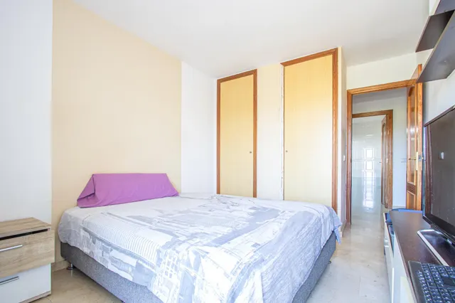 Amplio piso familiar con terraza, parking y trastero en Son Cladera — 16