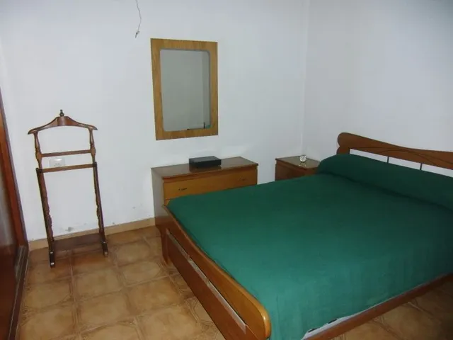 CASA DE PUEBLO MUY BIEN UBICADA — 4