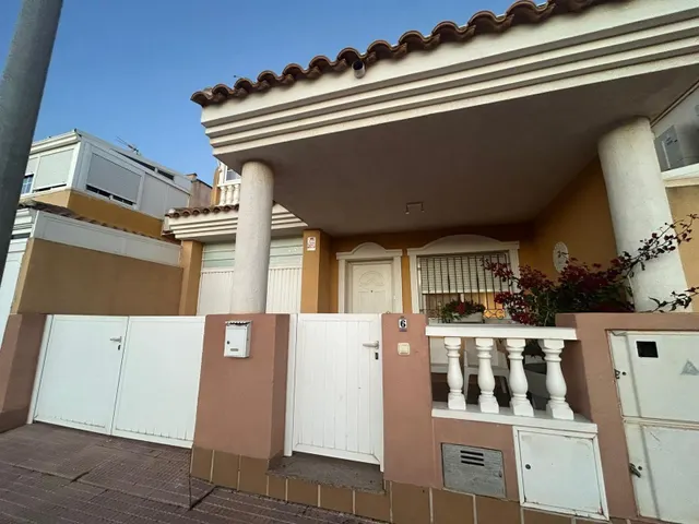 CHALET PAREADO CON GARAJE EN LOS ALCAZARES — 18