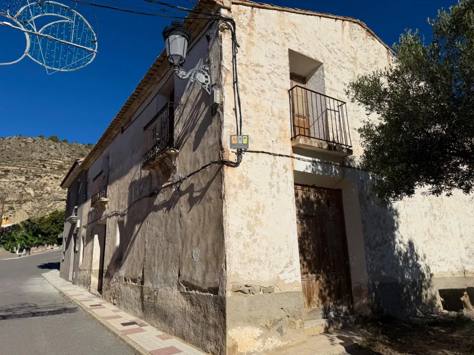 EN VENTA 2 CASAS DE PUEBLO EN RELLEU