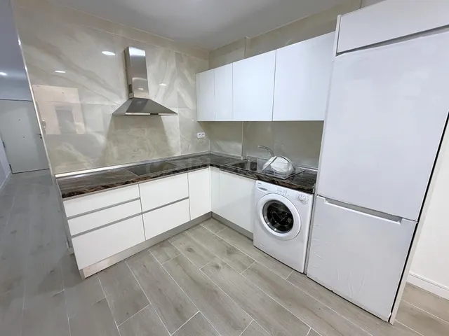 Apartamento exterior totalmente reformado en Calle Doctor Mi