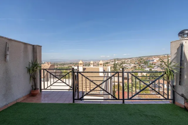 Venta de magnífico piso con amplia terraza - Monachil -- Granada — 19