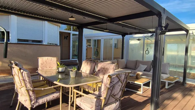 Original chalet con piscina cubierta — 7