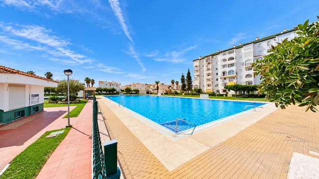 Exclusivo piso todo exterior en Laguna Beach, Torrox — 43
