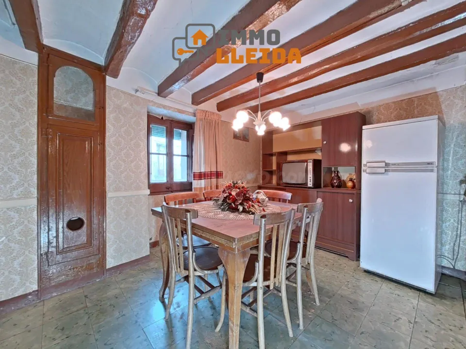 OPORTUNIDAD Casa en Cervera
