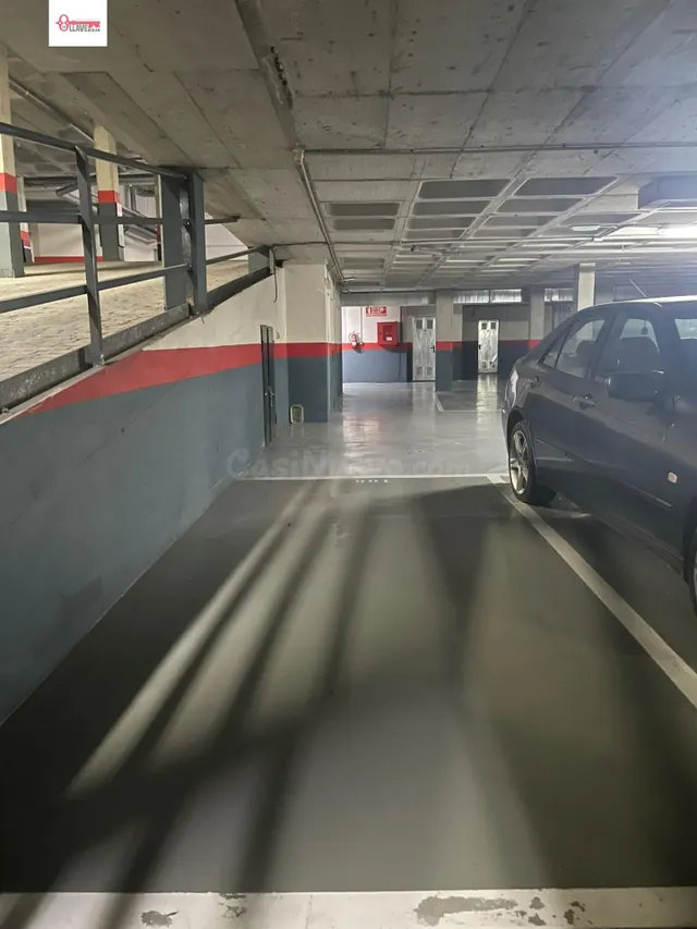 Plaza de garaje en venta - foto 4