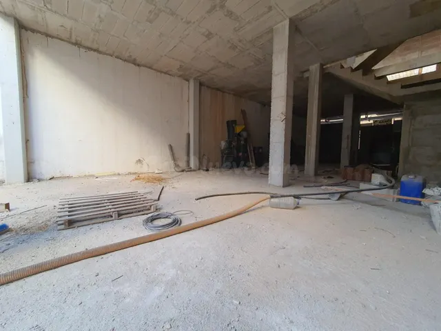 Edificio para terminar con el proyecto hecho, Elche — 5