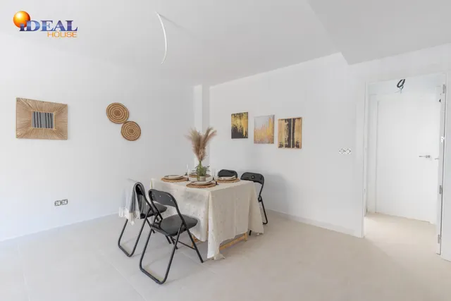 Espectacular casa adosasa de obra nueva — 7