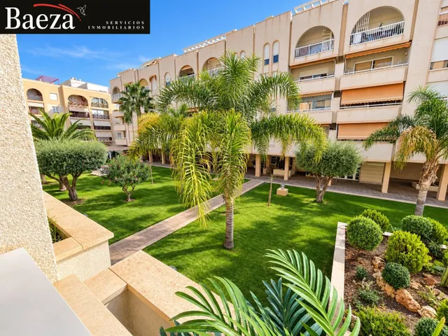 AMPLIA VIVIENDA DE 3 DORMITORIOS CON GRAN TERRAZA, PATIO PRIVADO Y GARAJE EN SANT JOAN D’ALACANT — 27