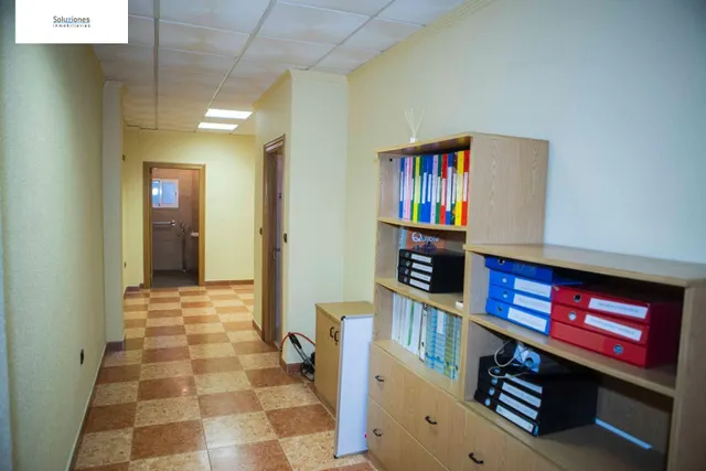 Impresionante Casa en San Pablo, Albacete - Espacio y Comodidad — 23