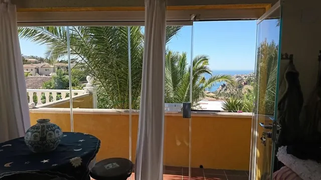 Villa en Benitachell con piscina y vistas al mar — 7