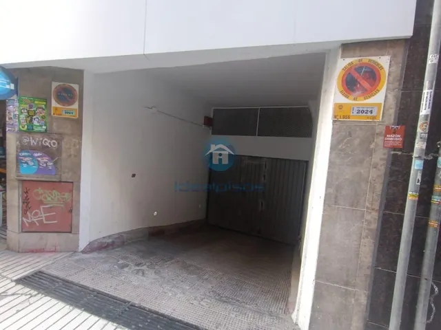 PLAZA DE GARAJE EN ALFONSO EL SABIO — 5