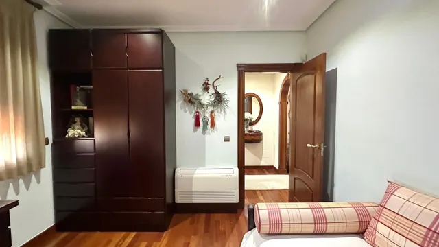 Casa 4 habitaciones 260m² en venta - La siesta — 49