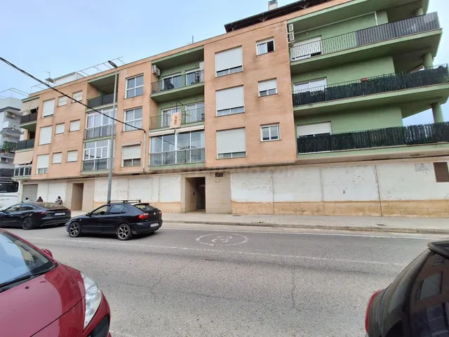 Amplio local en venta en Algemesi - foto 5