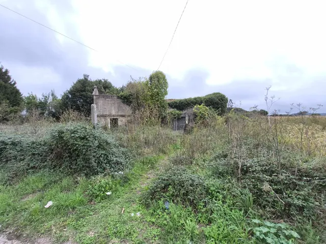 Oportunidad Inmobiliaria en Lugar de Quintáns (Carballo) — 11